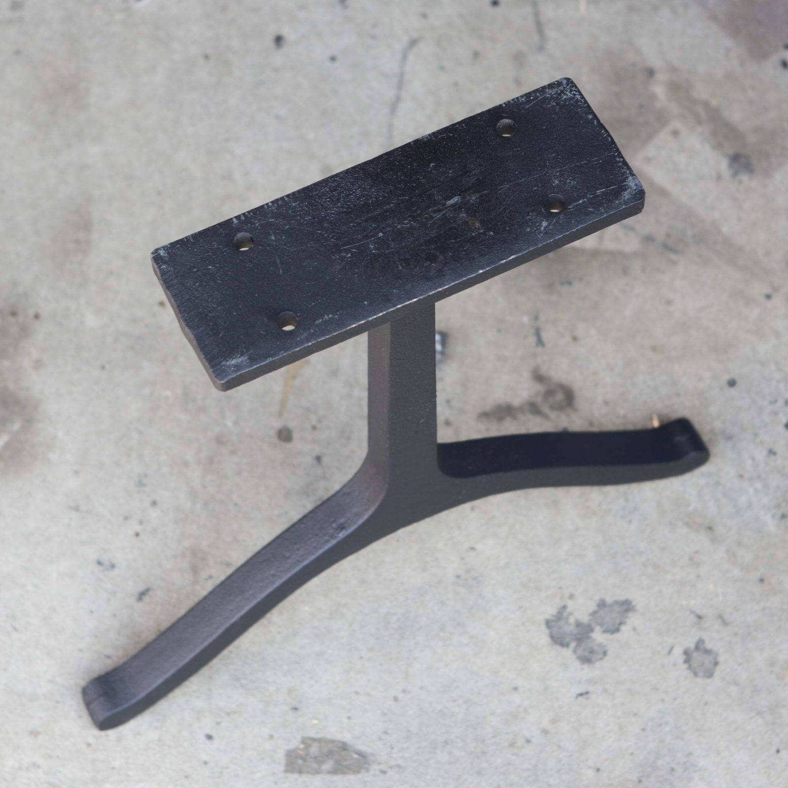 YW-CL-015-405MM, Table Legs for Bench or Coffee Table, 1 Pair, Wishbone-Shaped