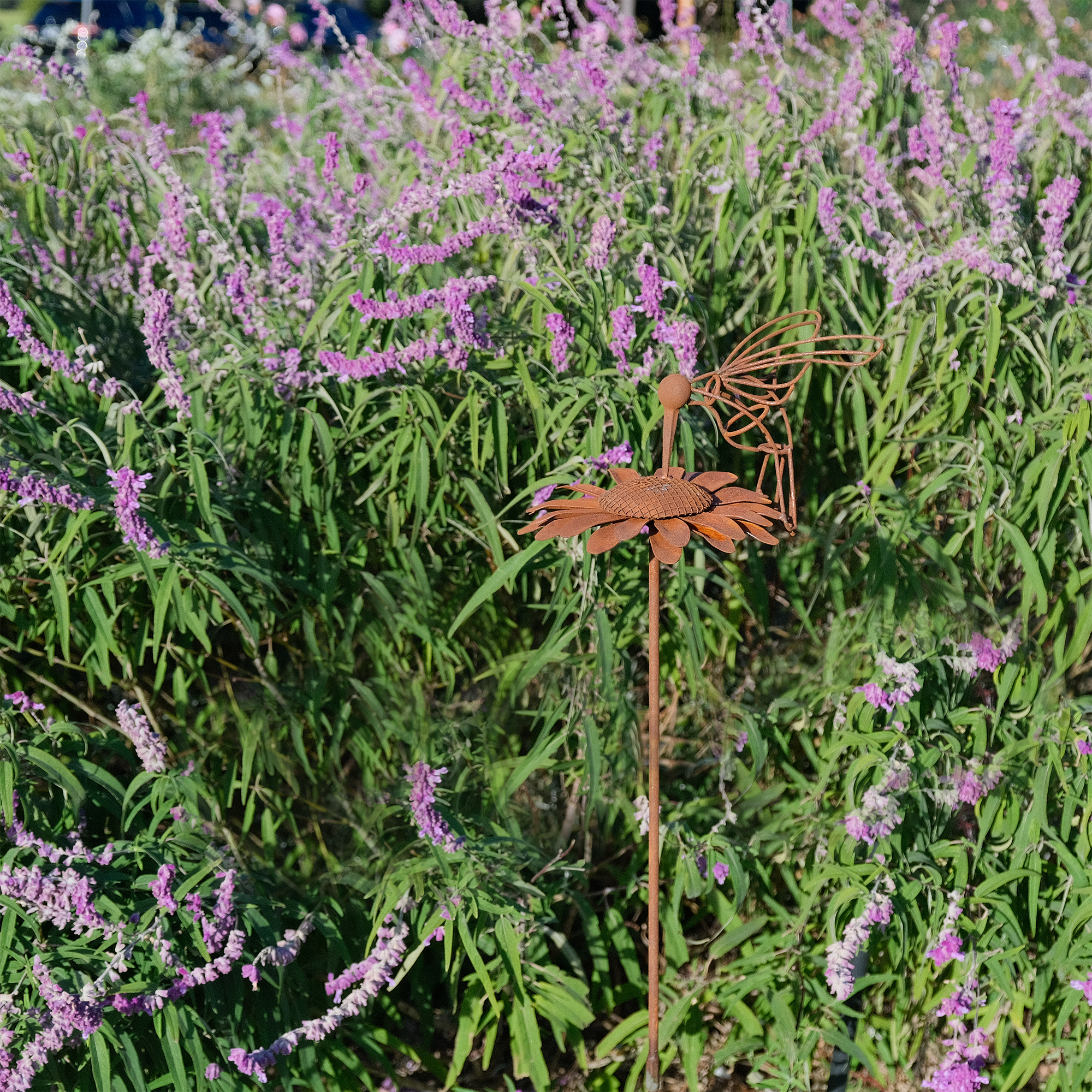 W3413 Daisy and Hummingbird garden stake