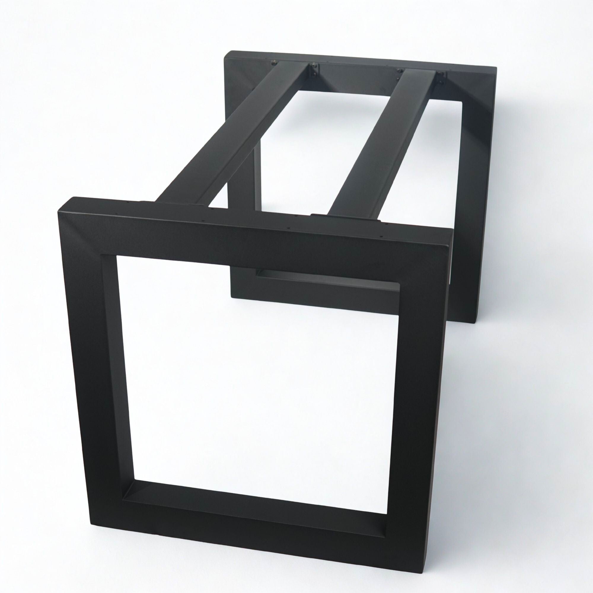 Extendable table frame