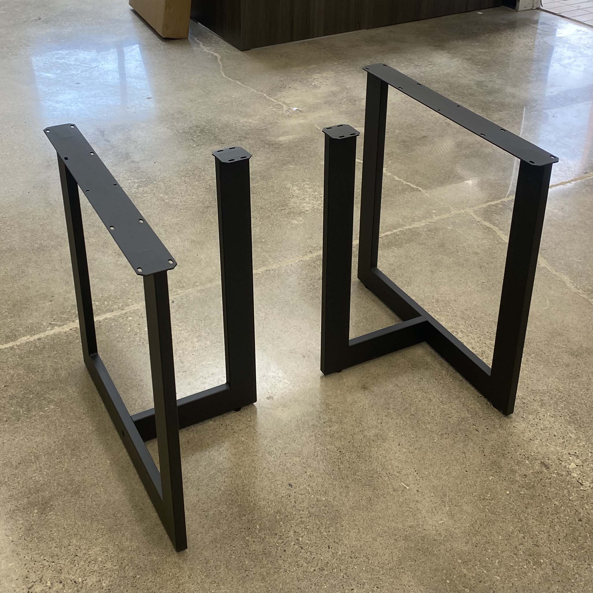 SS1410 Round-Cross Dining Table Base for Long Table, 1 Set